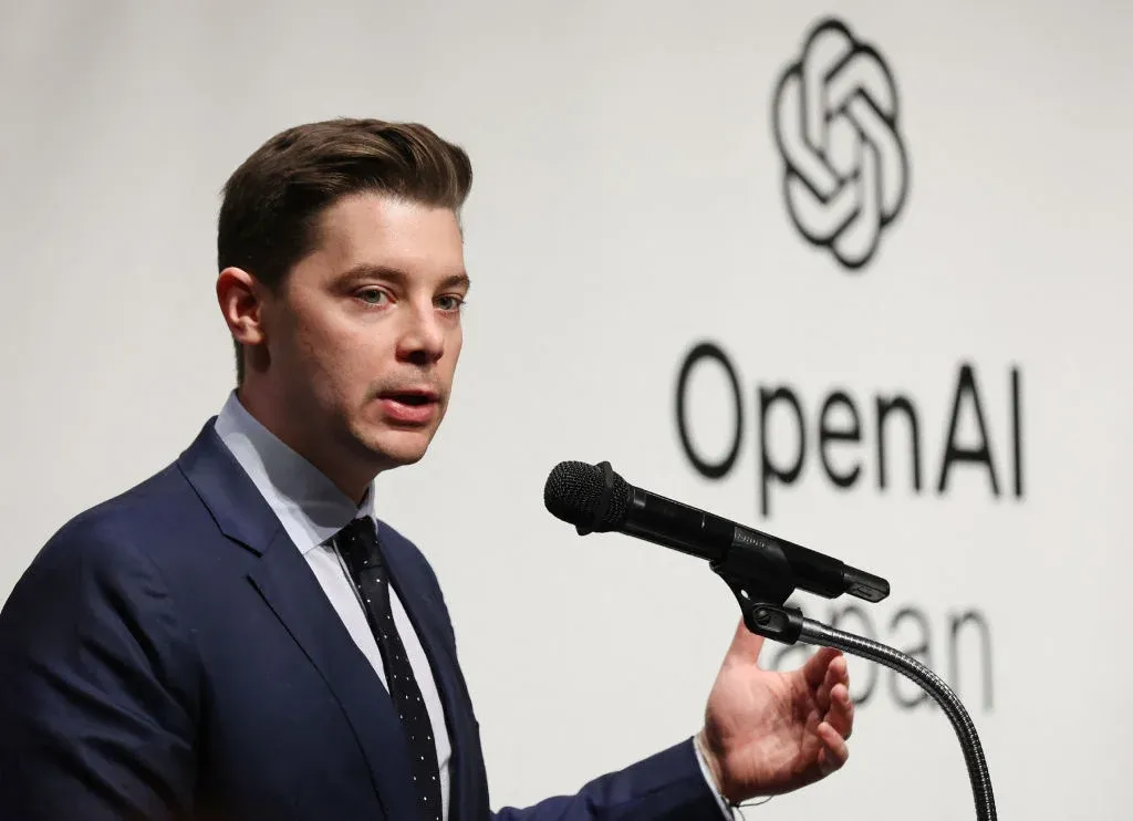 Brad Lightcap - COO OpenAI lâu năm rời công ty để "start something new"