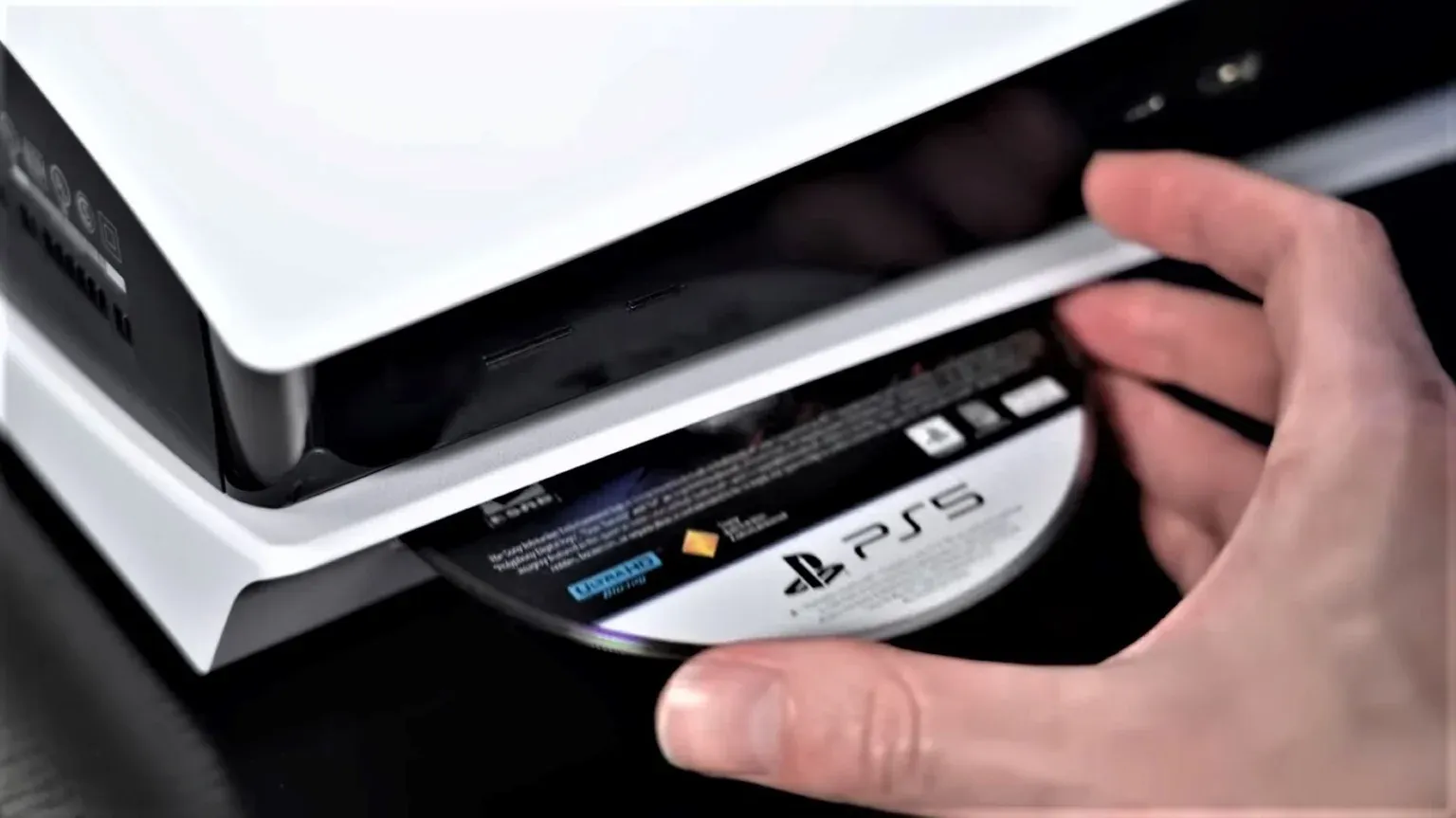 PlayStation xác nhận hỗ trợ đĩa game vật lý sau 2028 và các tin gaming khác