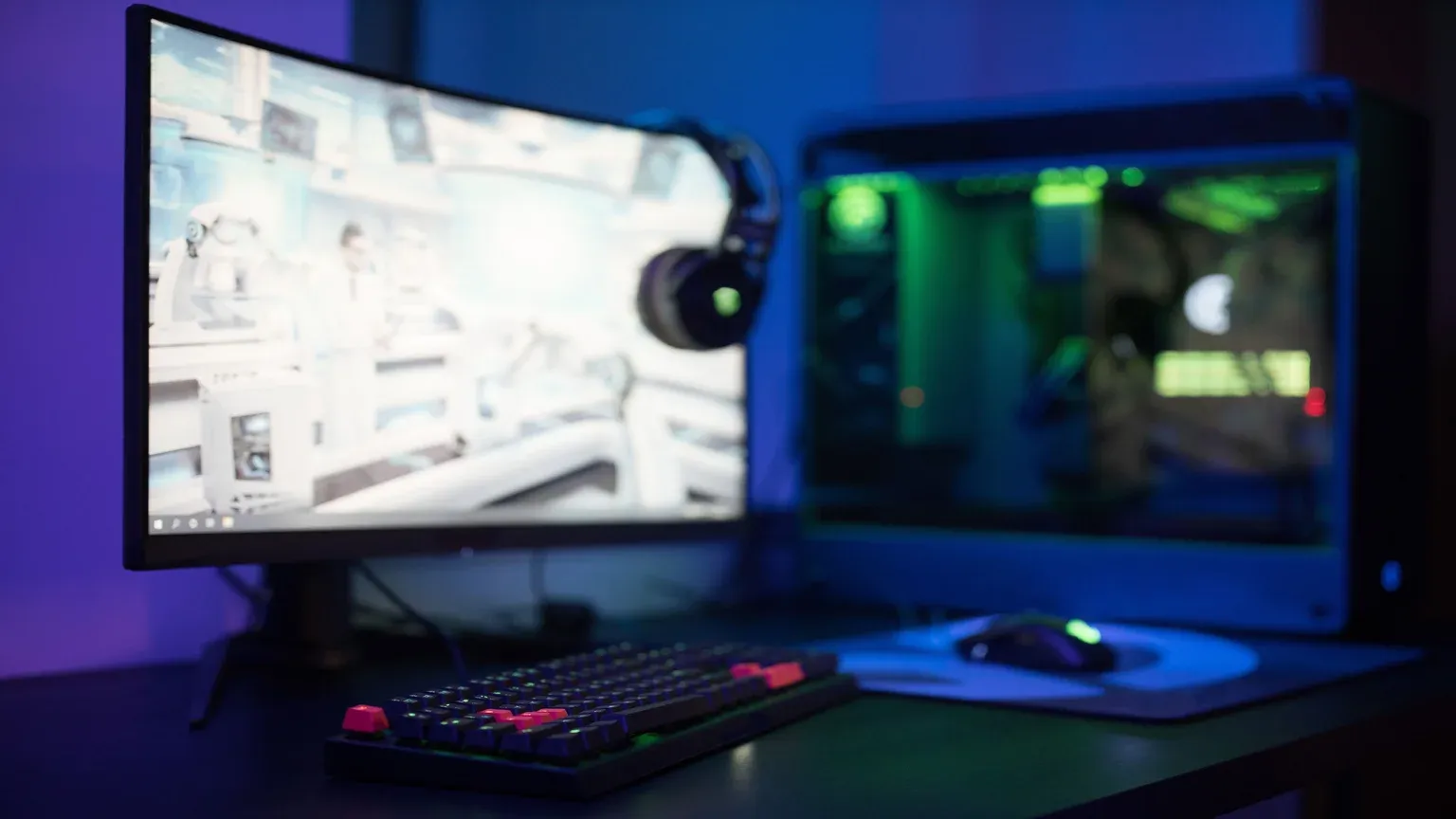 RGB Keyboard Gaming Setup — Silksong Launch